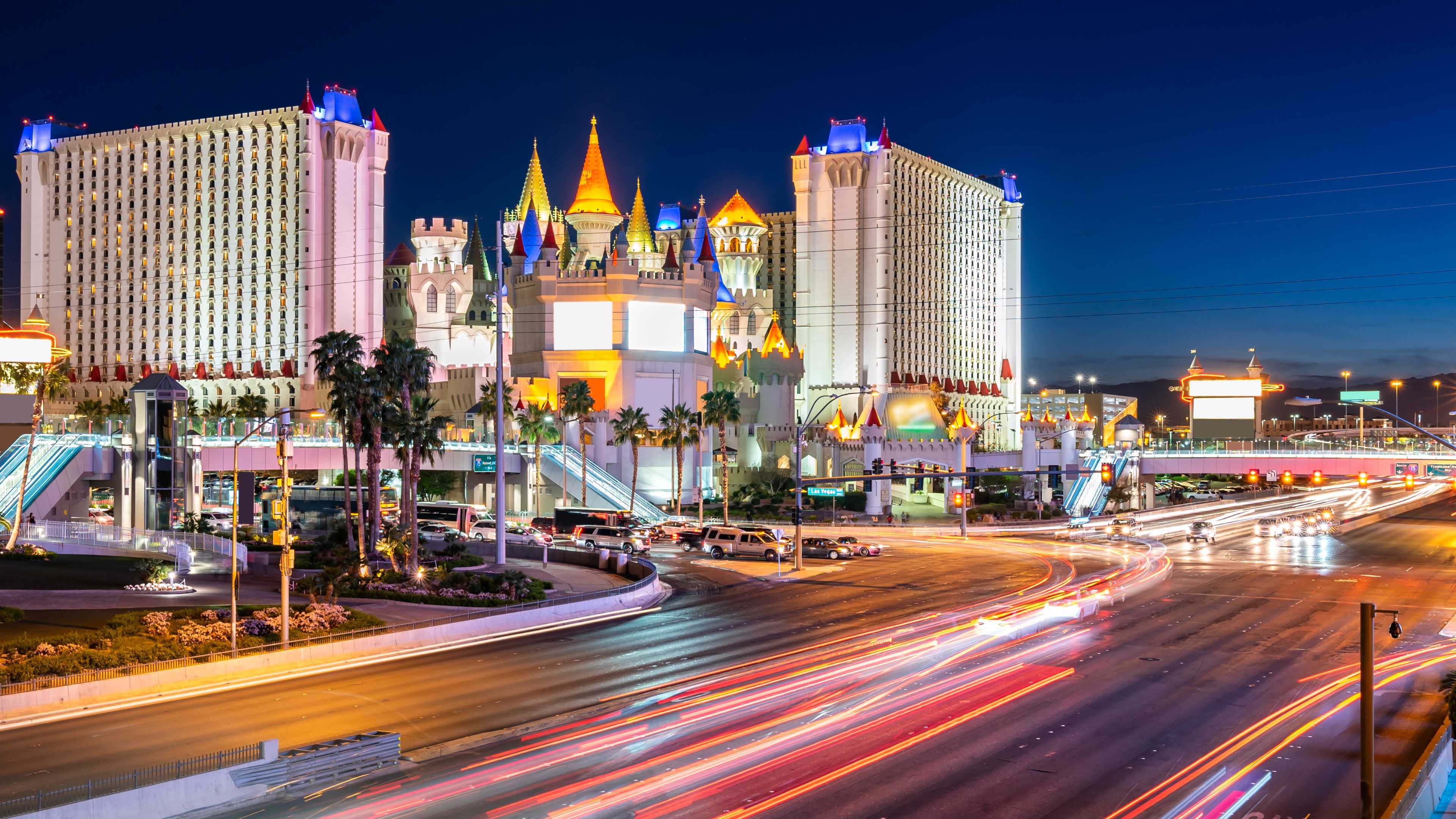 LAS VEGAS – VANCOUVER – LAS VEGAS 